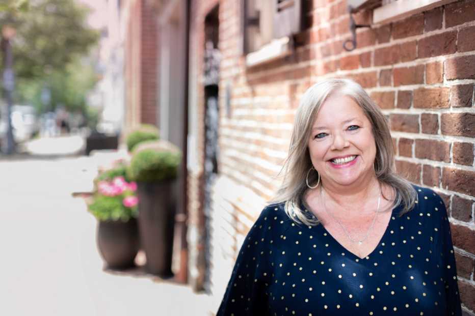Shelley Emling, Editor-in-Chief of The Ethel Newsletter and The Girlfriend Newsletter from AARP